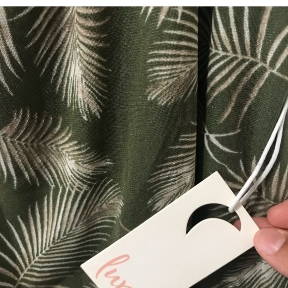 NWT Luna Palm Print Olive Blouse With Elastic Square Neckline Women Size Medium - Picture 3 of 6